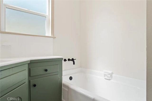 833 E 91st, Los Angeles, CA 90002