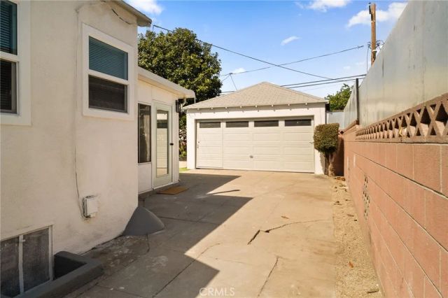 833 E 91st, Los Angeles, CA 90002