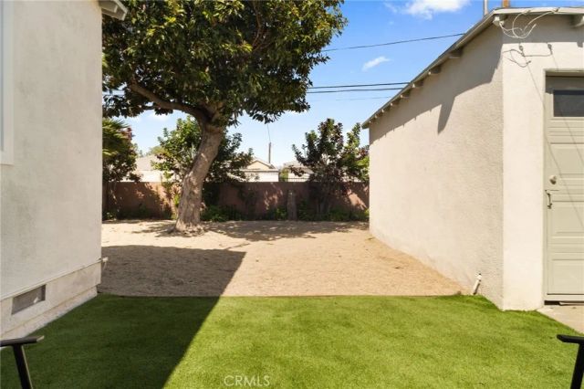 833 E 91st, Los Angeles, CA 90002