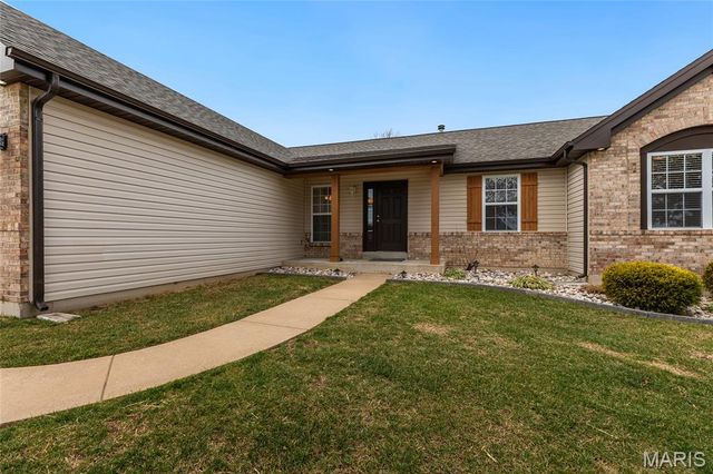 3901 Rocky Mound Drive, Wentzville, MO 63385