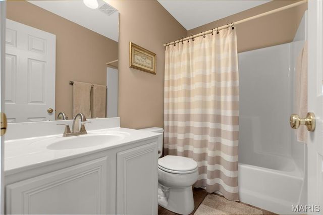 3901 Rocky Mound Drive, Wentzville, MO 63385