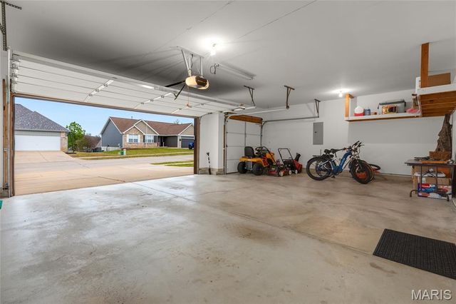 3901 Rocky Mound Drive, Wentzville, MO 63385