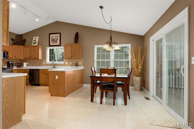 3901 Rocky Mound Drive, Wentzville, MO 63385