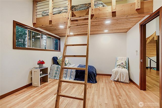 13020 Squak Mountain Road SE, Issaquah, WA 98027