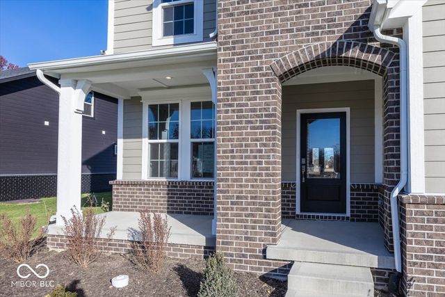 9457 Dogwood Drive, Mccordsville, IN 46055