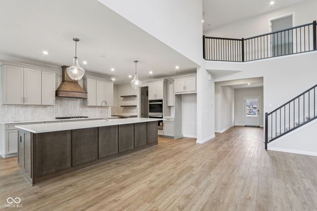 9457 Dogwood Drive, Mccordsville, IN 46055