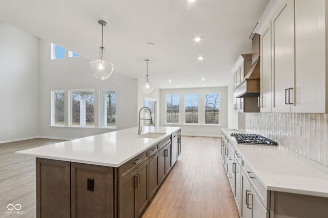 9457 Dogwood Drive, Mccordsville, IN 46055