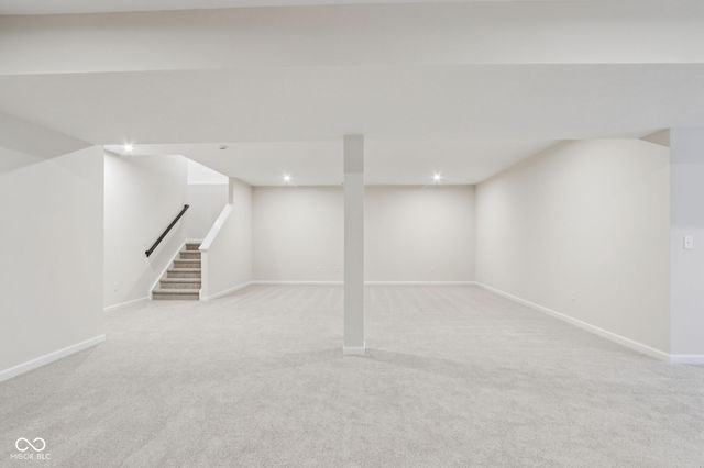 9457 Dogwood Drive, Mccordsville, IN 46055