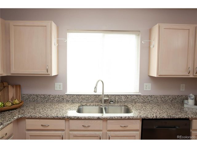 4985 S Newcombe Ct, Littleton, CO 80127