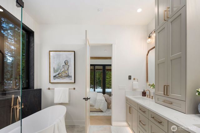 220 Farmhouse Way, Cle Elum, WA 98922