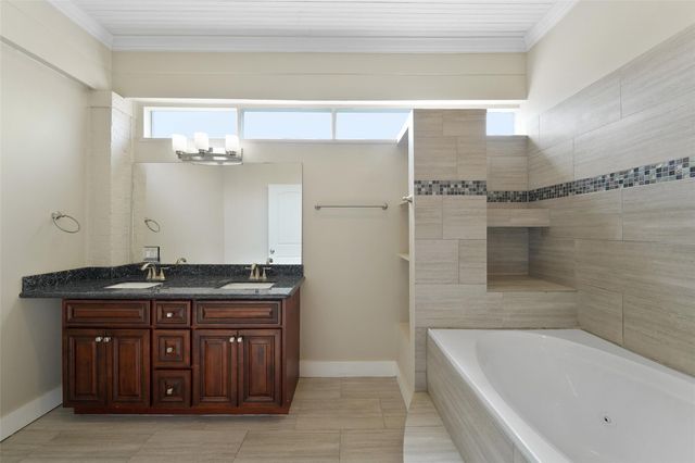 309 Pecore Street, Houston, TX 77009