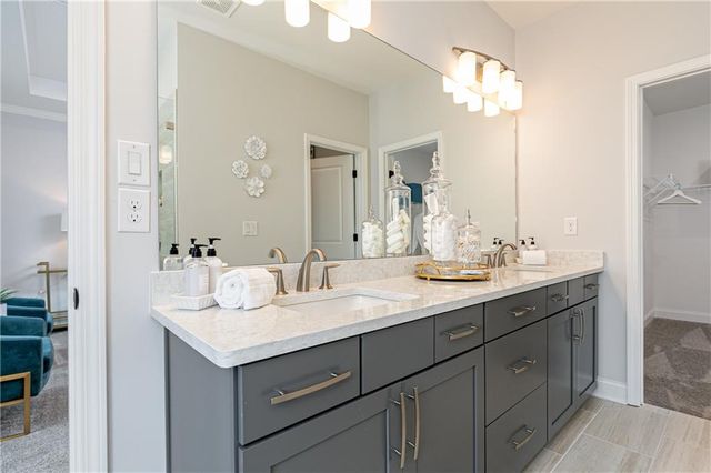 844 Leraes Way, Loganville, GA 30052