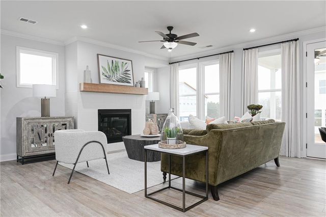 844 Leraes Way, Loganville, GA 30052