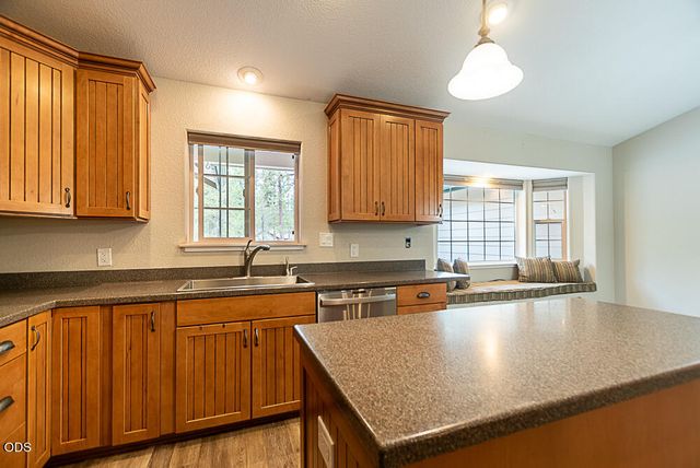 1713 Stetson Court, La Pine, OR 97739