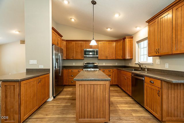 1713 Stetson Court, La Pine, OR 97739
