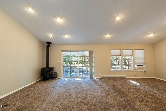 1713 Stetson Court, La Pine, OR 97739
