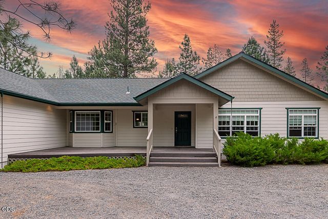 1713 Stetson Court, La Pine, OR 97739