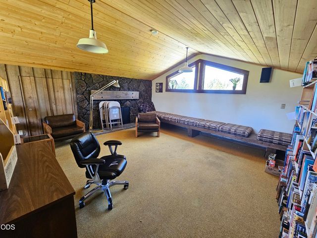 1713 Stetson Court, La Pine, OR 97739