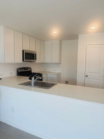 2802 Martell St, Corpus Christi, TX 78415