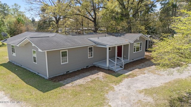 393 Old Vanceboro Road, New Bern, NC 28560