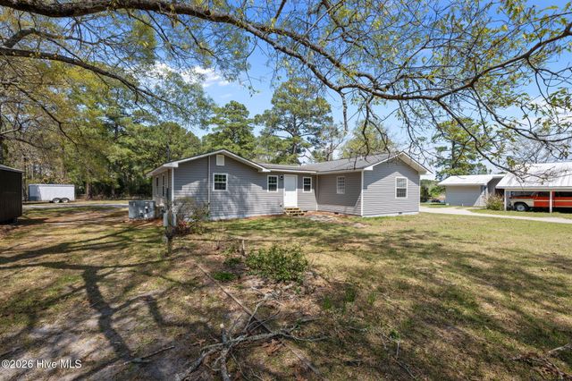 393 Old Vanceboro Road, New Bern, NC 28560