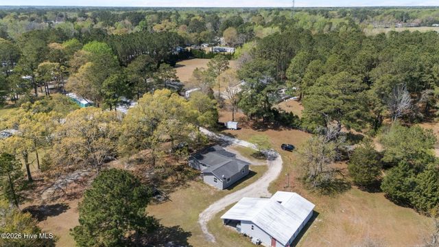 393 Old Vanceboro Road, New Bern, NC 28560