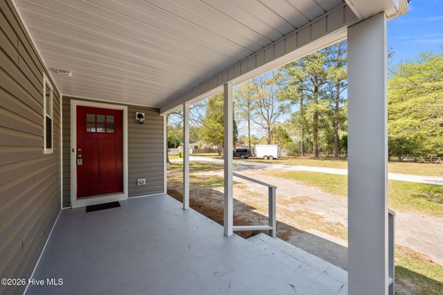 393 Old Vanceboro Road, New Bern, NC 28560