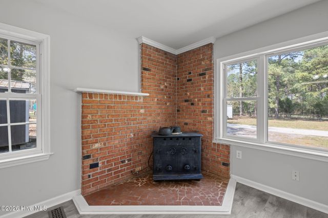 393 Old Vanceboro Road, New Bern, NC 28560