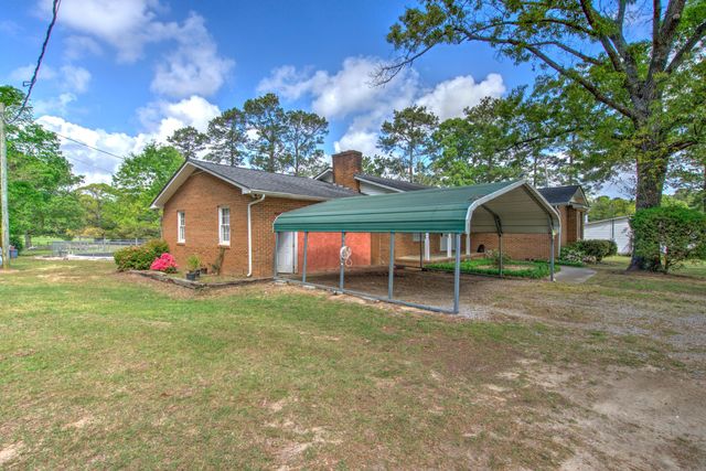658 Tee Vee Road, Elloree, SC 29047