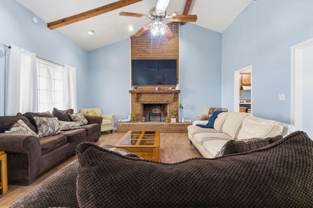 658 Tee Vee Road, Elloree, SC 29047