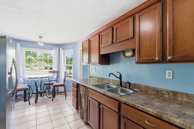 658 Tee Vee Road, Elloree, SC 29047