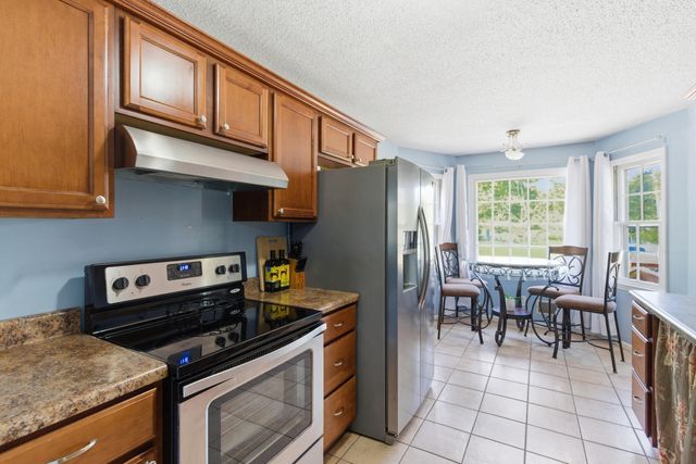 658 Tee Vee Road, Elloree, SC 29047