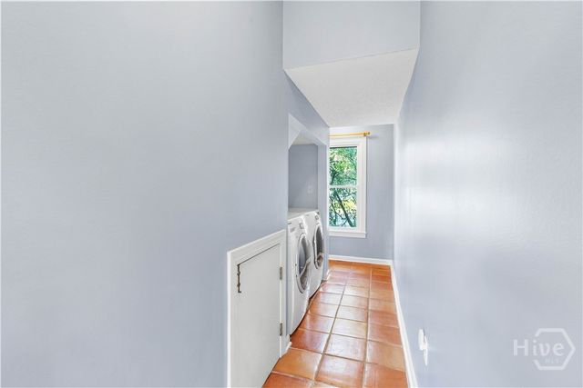 8 Chestley Place, Savannah, GA 31406