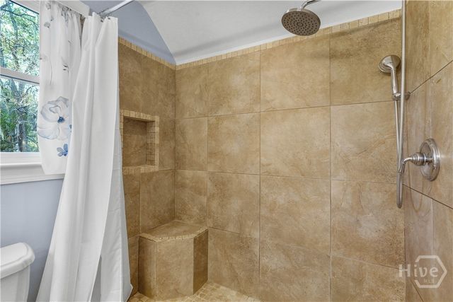 8 Chestley Place, Savannah, GA 31406