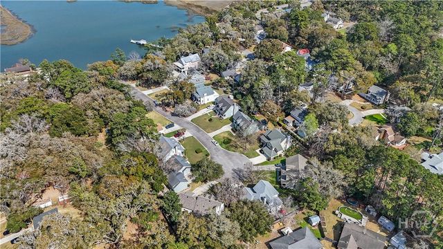 8 Chestley Place, Savannah, GA 31406