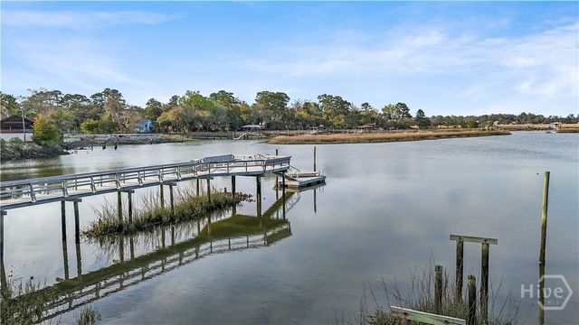 8 Chestley Place, Savannah, GA 31406