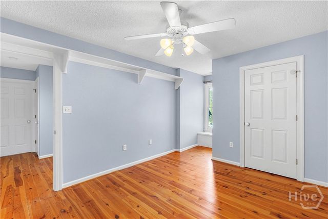 8 Chestley Place, Savannah, GA 31406