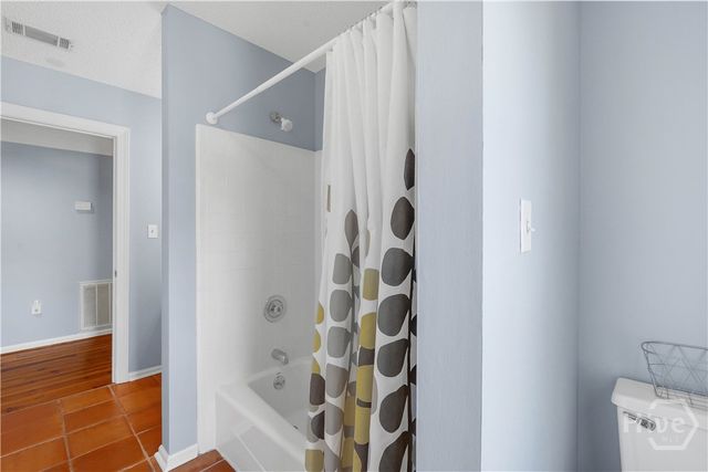 8 Chestley Place, Savannah, GA 31406