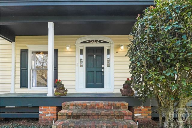 8 Chestley Place, Savannah, GA 31406