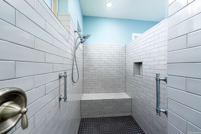 106 Cinnamon Creek, Boerne, TX 78006