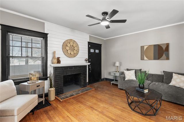 7618 Springdale Drive, Pasadena Park, MO 63121