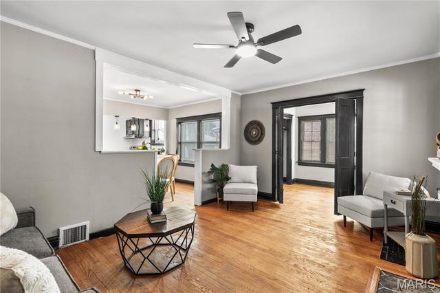 7618 Springdale Drive, Pasadena Park, MO 63121