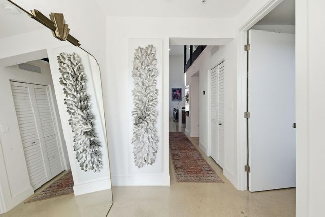 410 NE 36th Street 9, Oakland Park, FL 33334