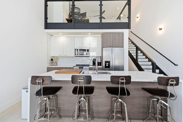 410 NE 36th Street 9, Oakland Park, FL 33334