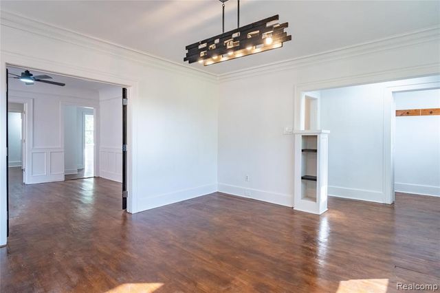 2270 W Philadelphia Street, Detroit, MI 48206