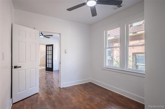 2270 W Philadelphia Street, Detroit, MI 48206