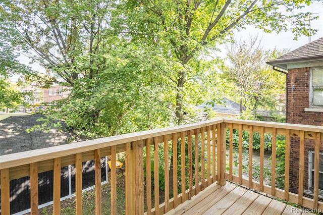 2270 W Philadelphia Street, Detroit, MI 48206