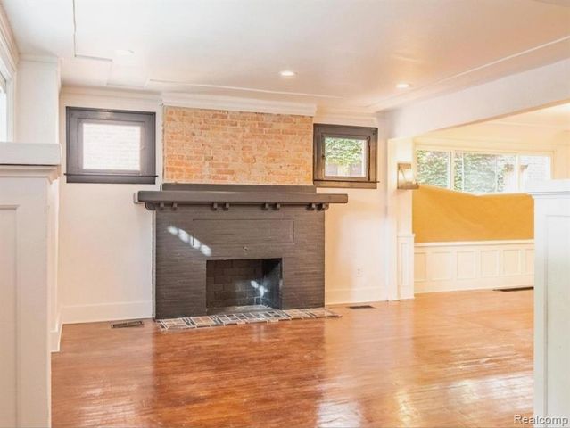 2270 W Philadelphia Street, Detroit, MI 48206