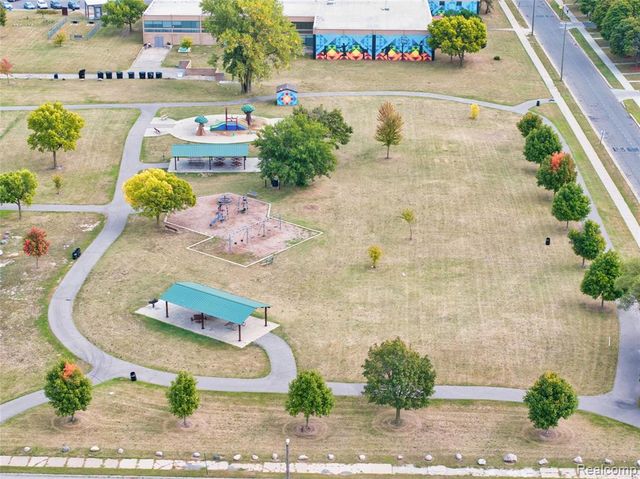 2270 W Philadelphia Street, Detroit, MI 48206