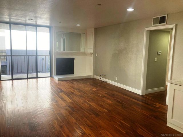 750 State St 216, San Diego, CA 92101